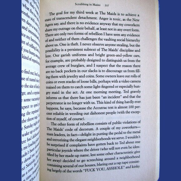 Book - Nickel and Dimed: On (Not) Getting By in America, by Barbara Ehrenreich - Picture 6 of 14